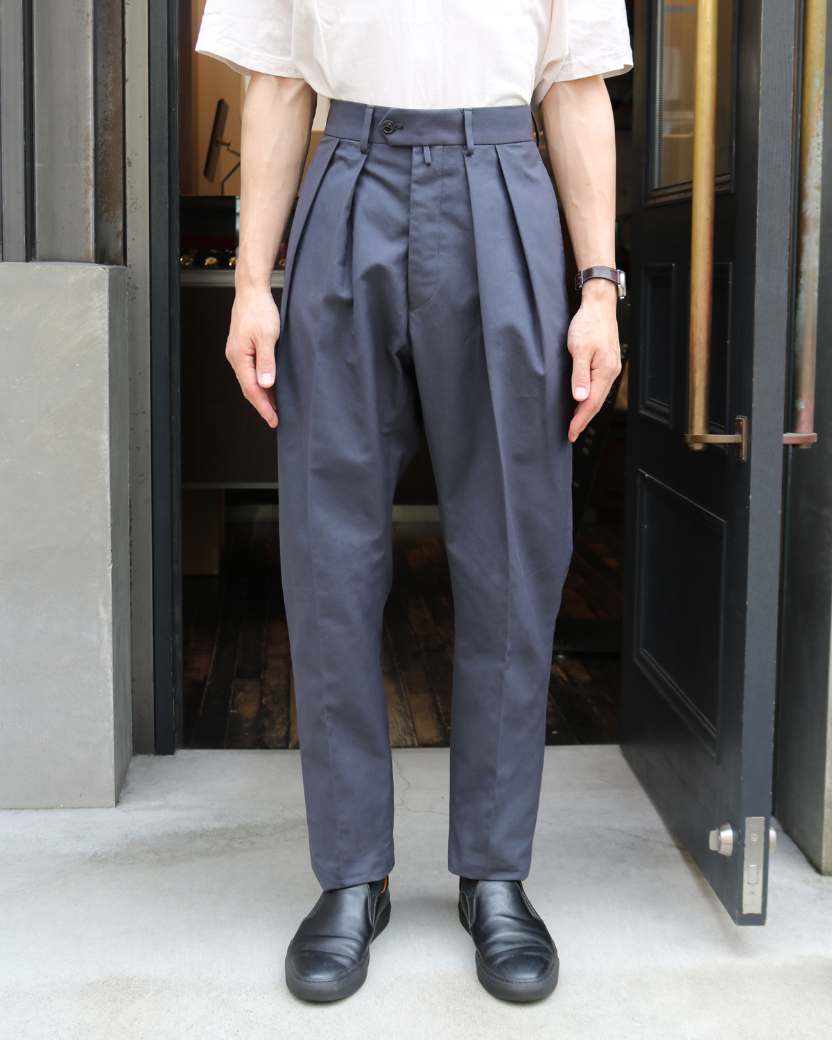 NEAT｜ENGLAND VENTILE｜TAPERED - Charcoal｜PRODUCT｜Continuer Inc