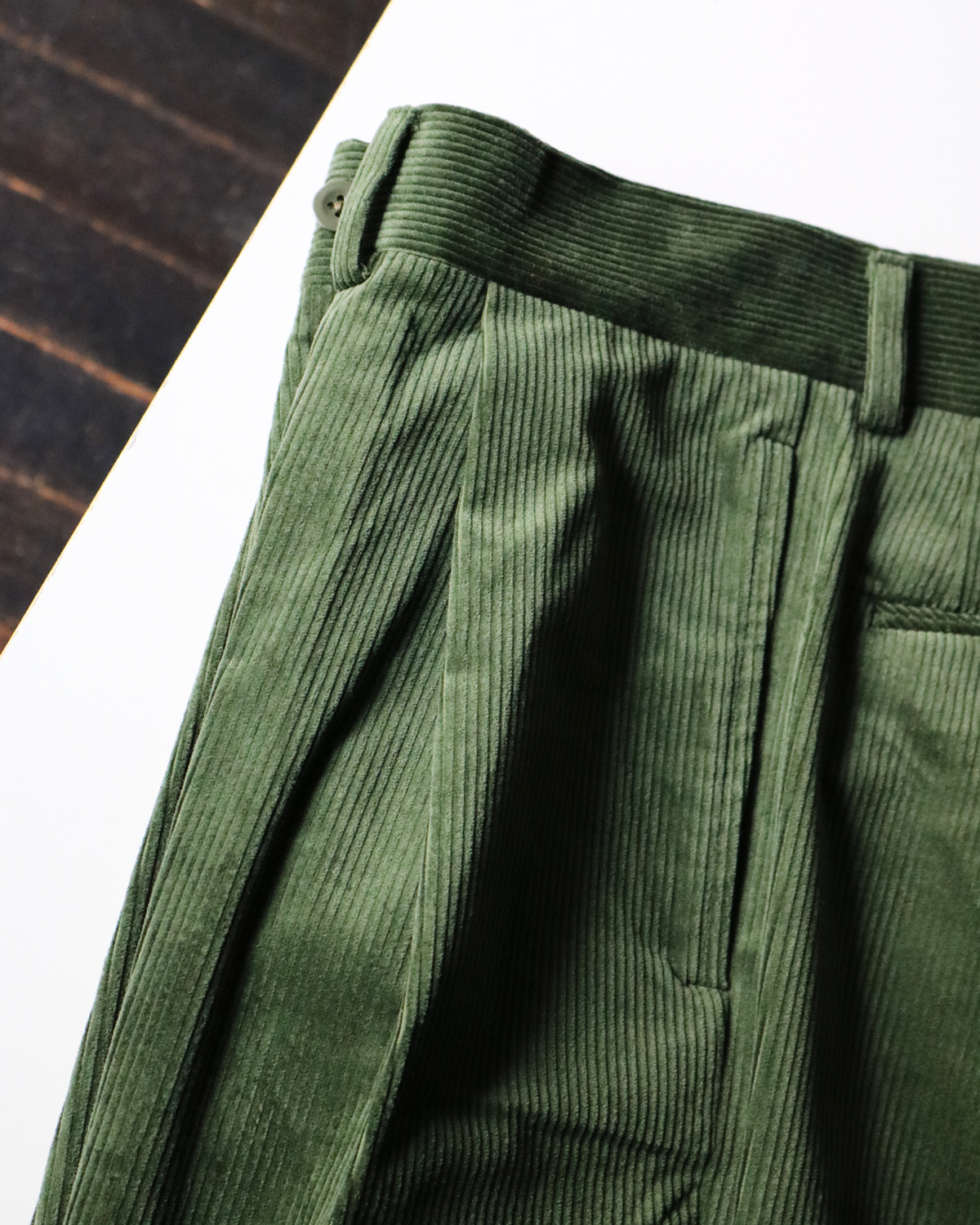NEAT｜FRENCH CORDUROY｜WIDE - Green｜PRODUCT｜Continuer Inc