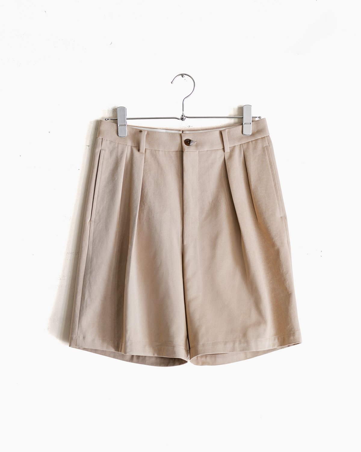 THREE TIMES NIDOM｜NEAT Chino Shorts - Beige｜NEAT