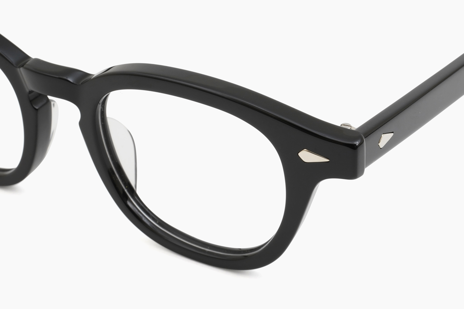 AR 48 - Black｜JULIUS TART OPTICAL