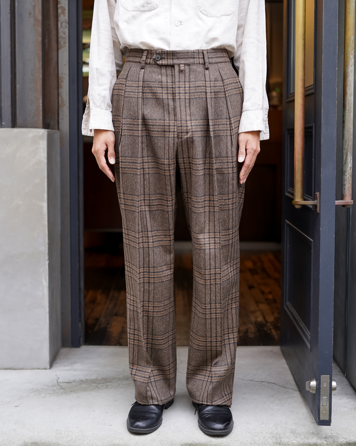 Country Check｜WIDE TYPE Ⅰ – Brown｜NEAT