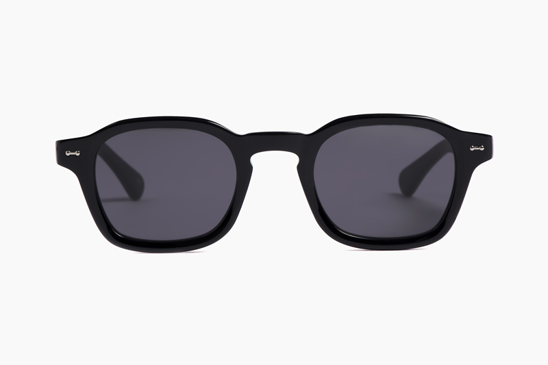 HERO SUN – BLACK / BLACK｜PETER AND MAY